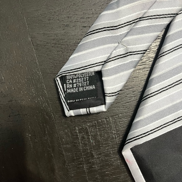 INC Grey Striped Tie Men Classic Buisness Wedding Tie - Picture 3 of 3